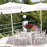Appart hôtel Santas Asprogerakata